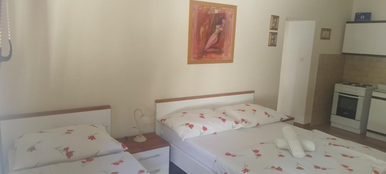 Apartmani Am Krk Town Eksteriør billede