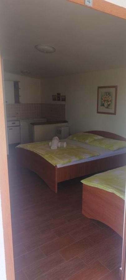 Apartmani Am Krk Town Eksteriør billede